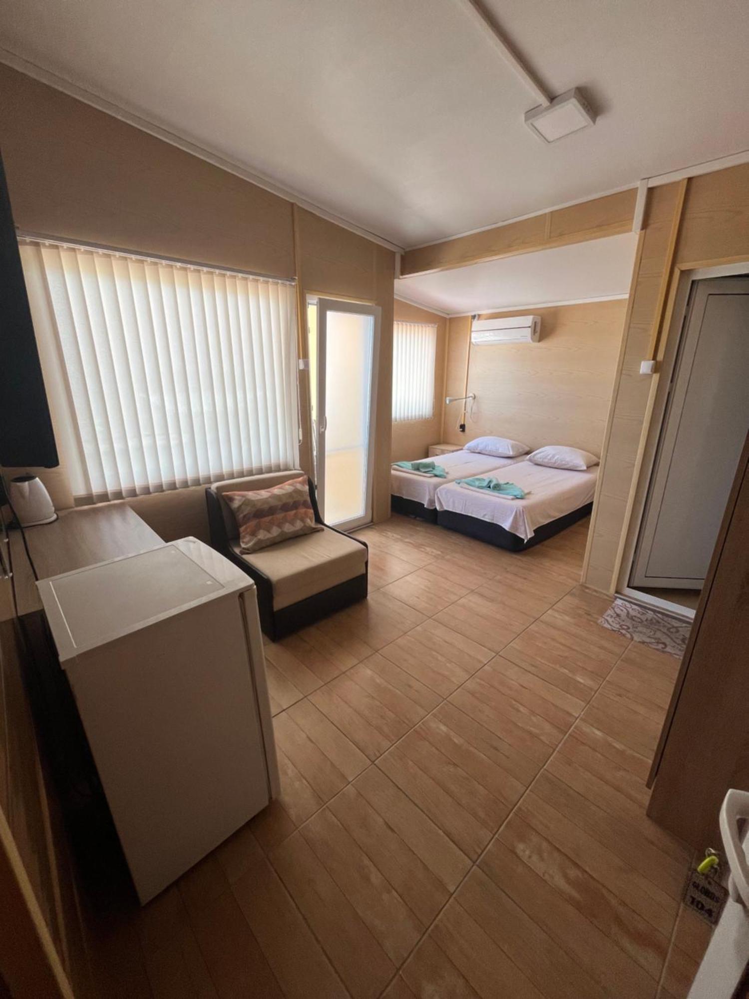 Family Hotel Globus Golden Sands Esterno foto