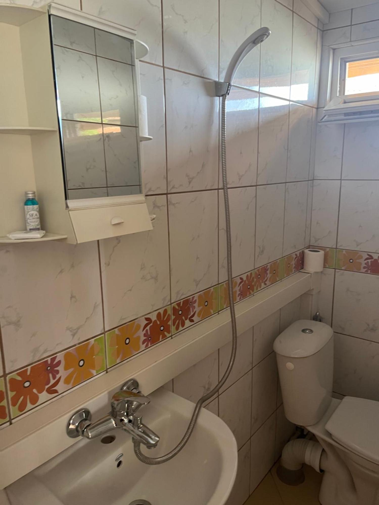 Family Hotel Globus Golden Sands Esterno foto