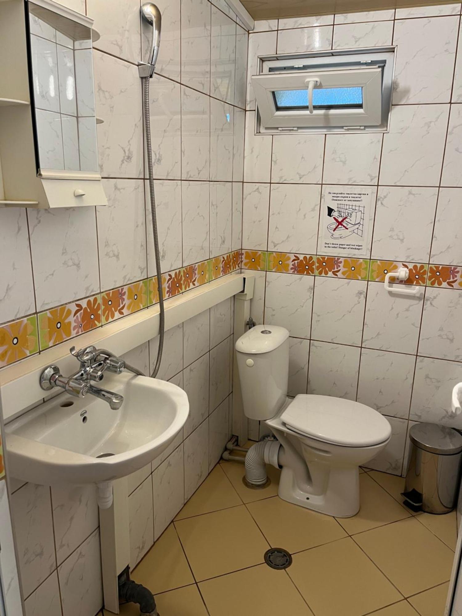 Family Hotel Globus Golden Sands Esterno foto